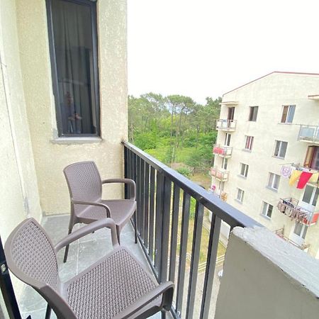 Апарт Отель Pʼotʼi Exterior foto